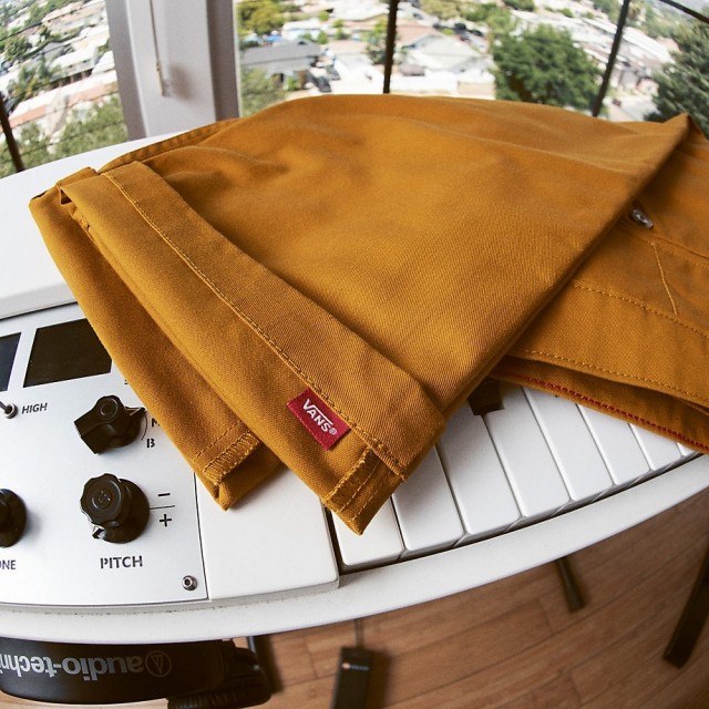 AUTHENTIC CHINO LOOSE PANT