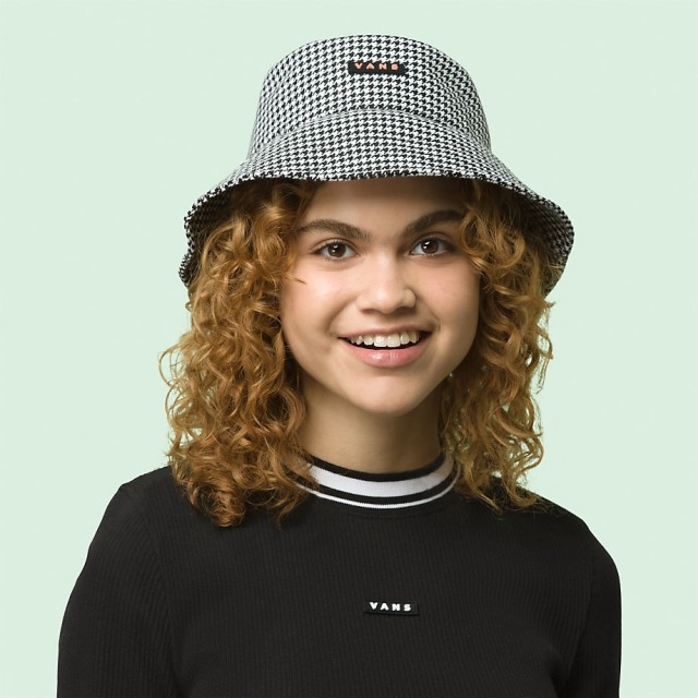 WELL SUITED BUCKET HAT