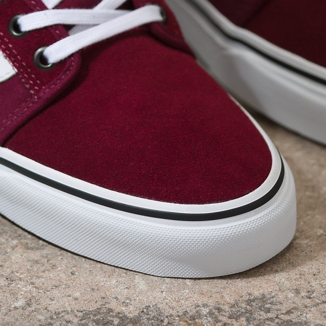 Chukka Low Sidestripe