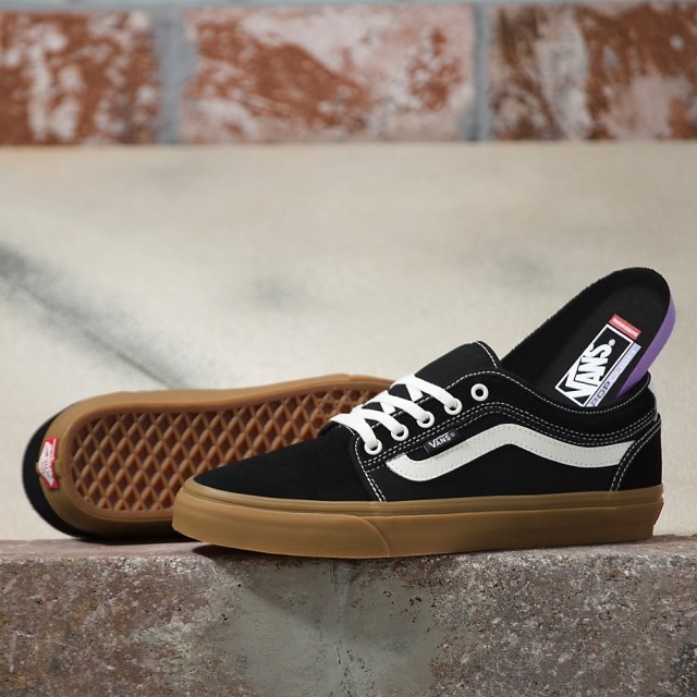 Chukka Low Sidestripe