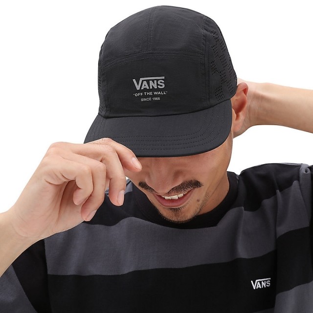 VANS OUTDOORS CAMPER