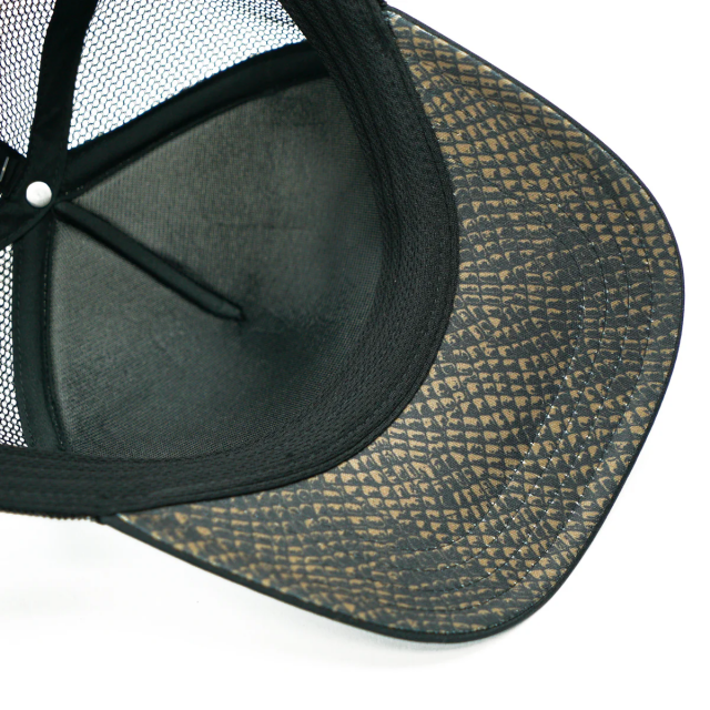 Skate Cult Snake Trucker