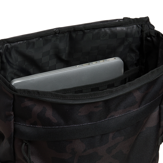 Omit Backpack