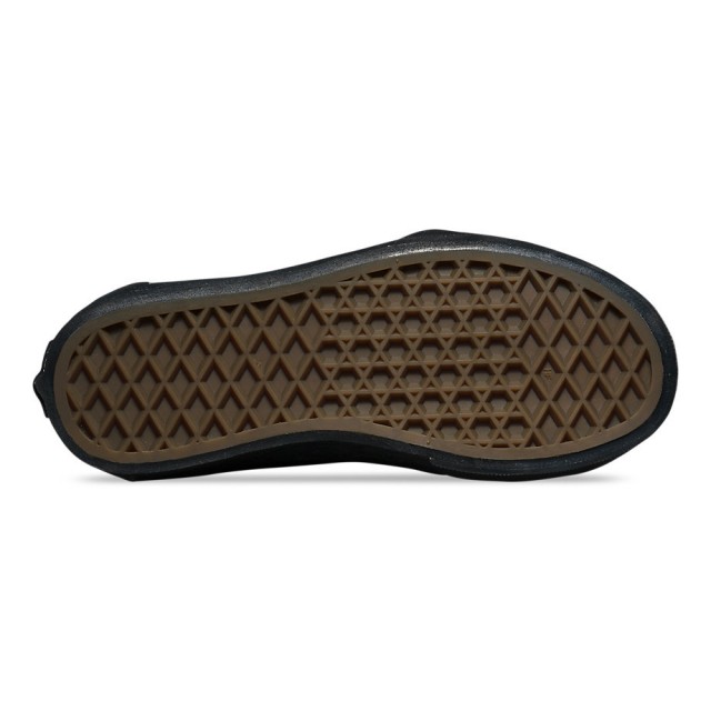 Chukka Low